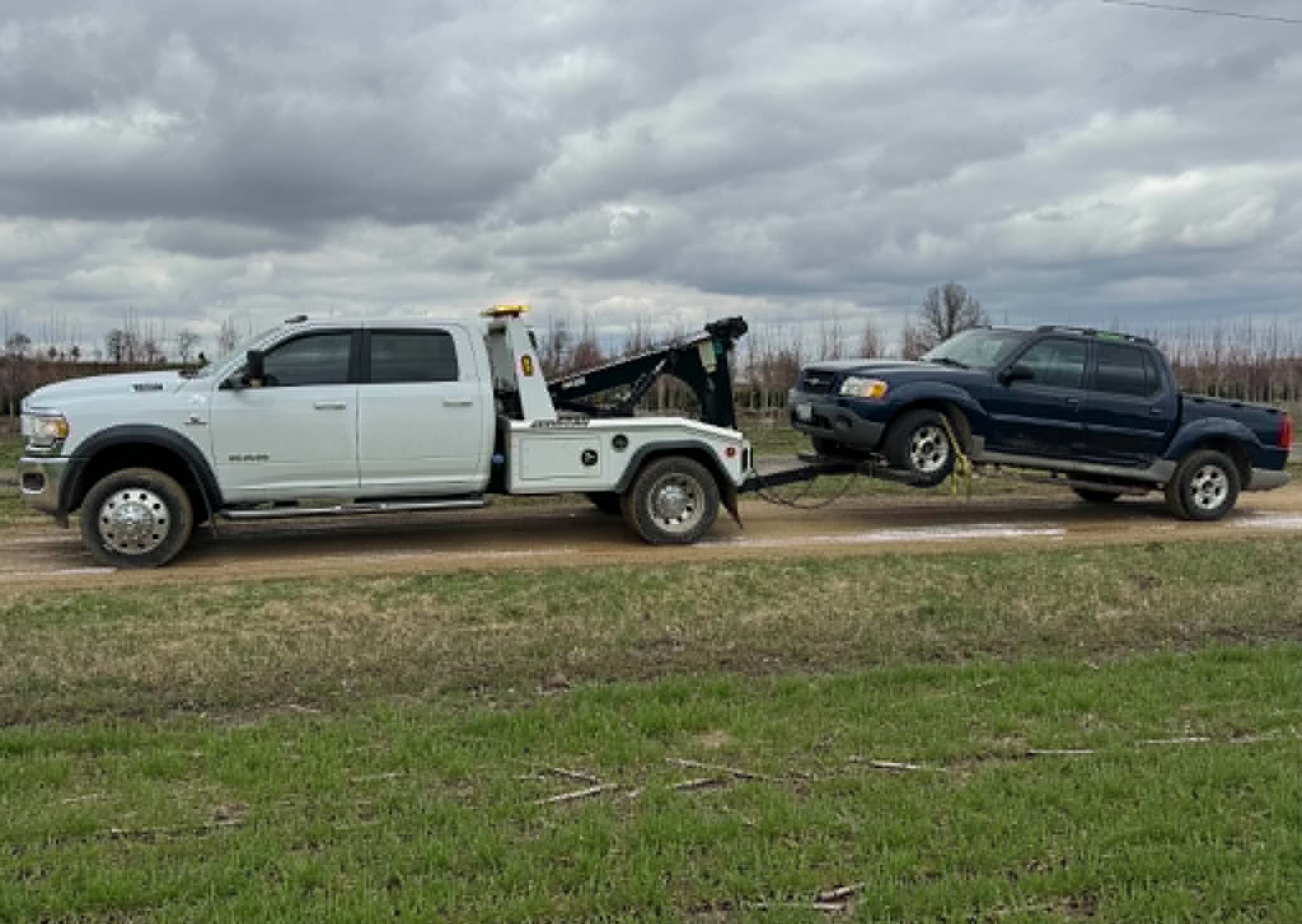 Wrecked car pickup Milwaukee